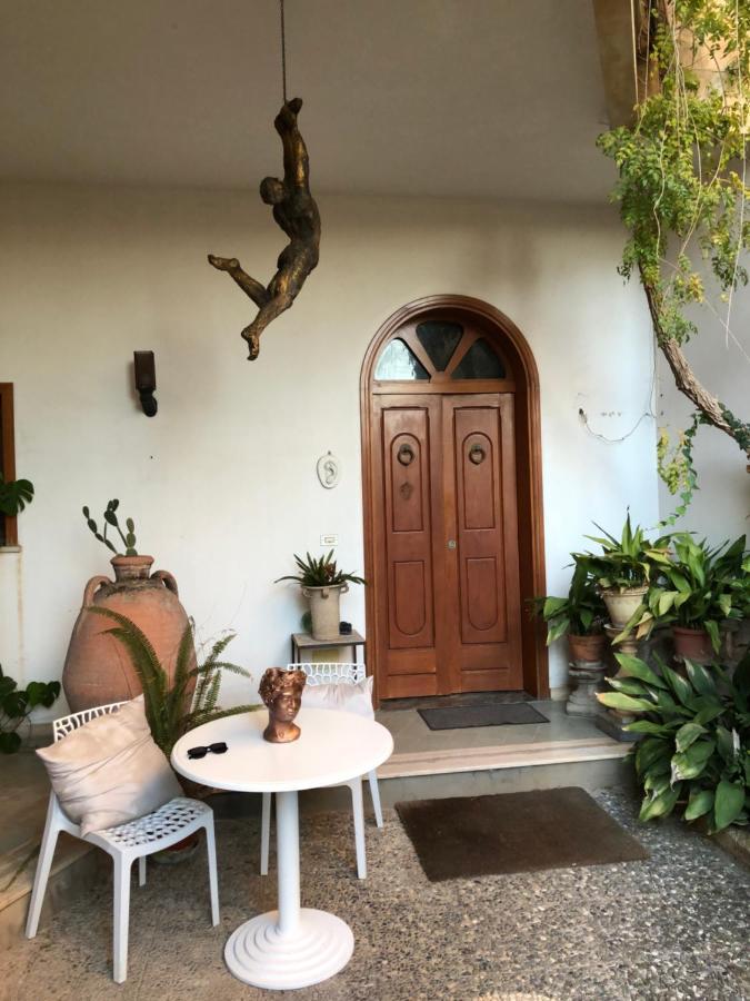 Artroom Garden Ното Екстер'єр фото